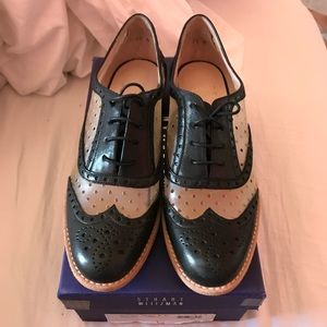 Stuart Weitzman Oxford shoes
